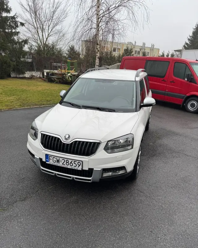 SKODA Yeti 2.0 TDI DPF 4x4 Adventure DSG