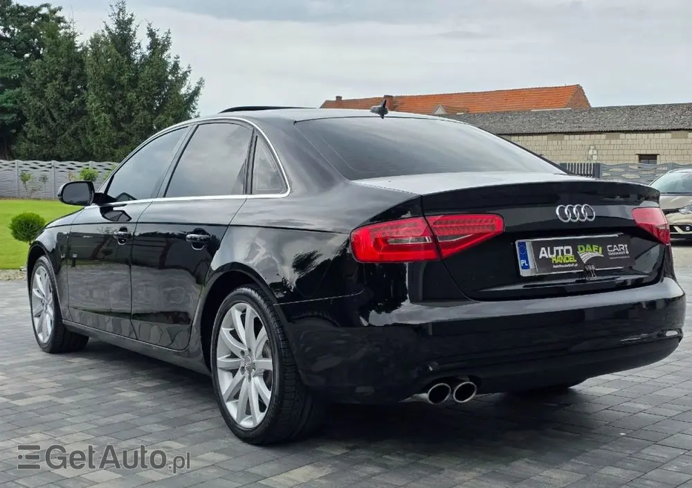 AUDI A4 Limousine 