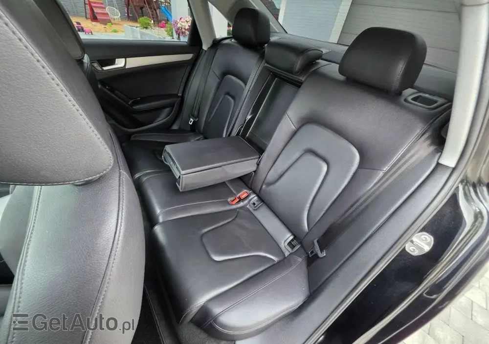 AUDI A4 Limousine 