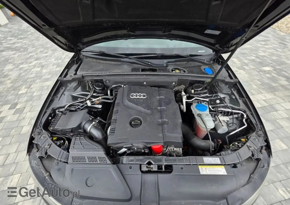 AUDI A4 Limousine 