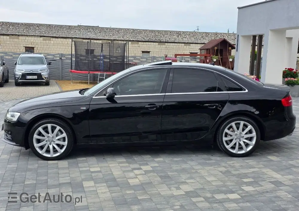 AUDI A4 Limousine 