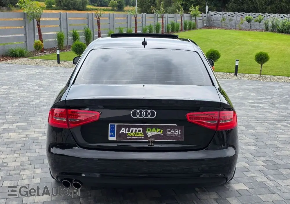 AUDI A4 Limousine 