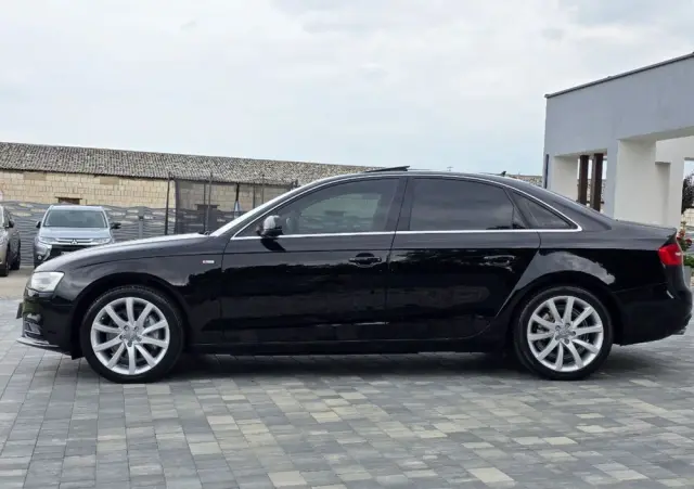 AUDI A4 Limousine 