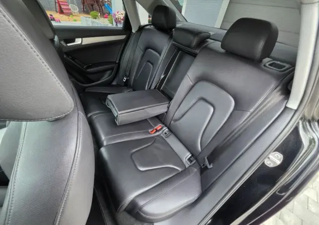 AUDI A4 Limousine 