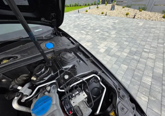 AUDI A4 Limousine 
