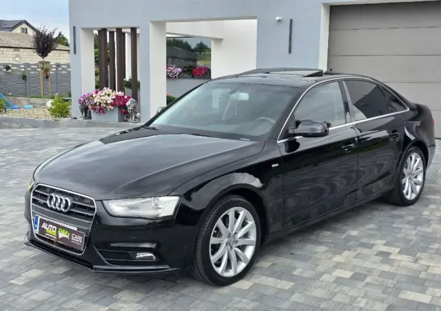 AUDI A4 Limousine 