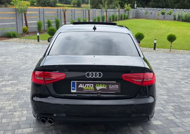 AUDI A4 Limousine 