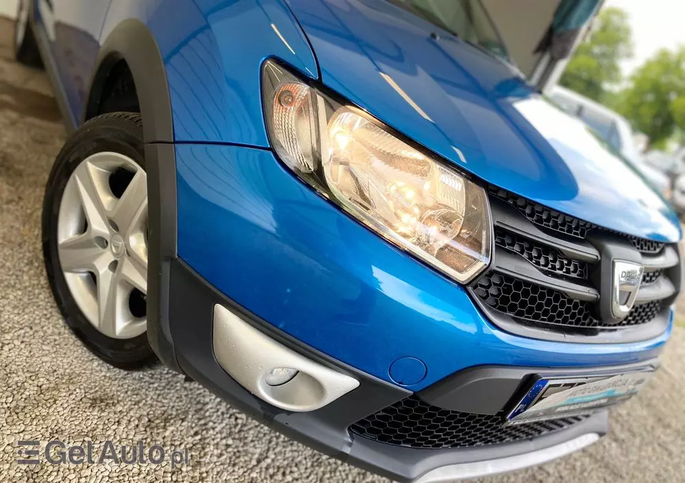 DACIA Sandero 0.9 TCe SL Celebration