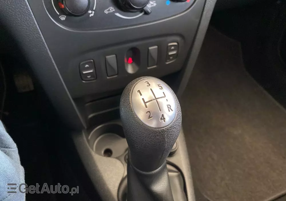 DACIA Sandero 0.9 TCe SL Celebration