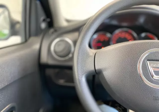 DACIA Sandero 0.9 TCe SL Celebration