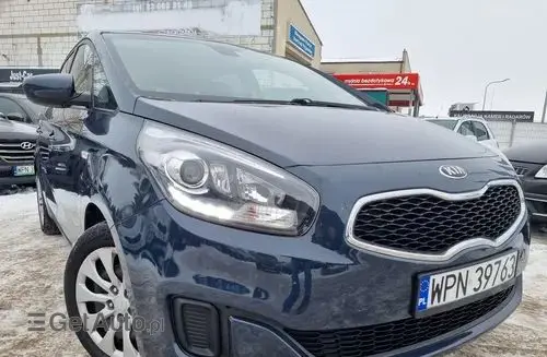 KIA Carens 