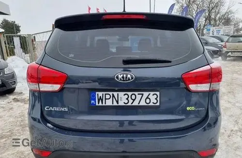 KIA Carens 