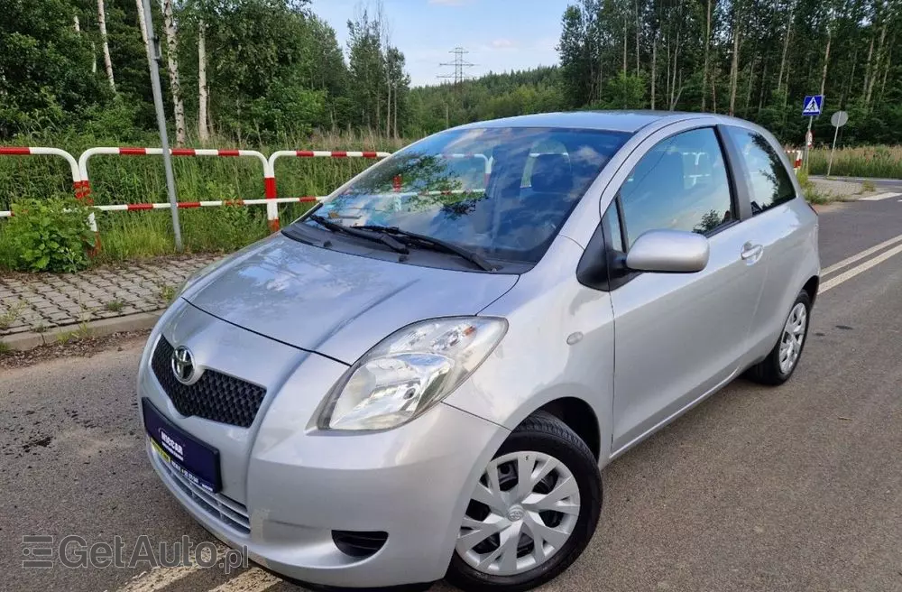 TOYOTA Yaris 1.3 VVT-i Sol