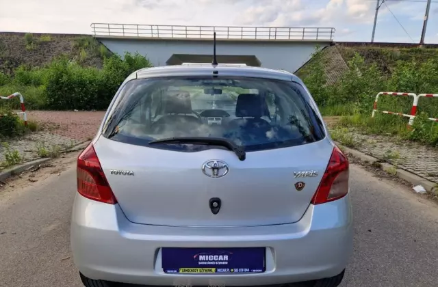 TOYOTA Yaris 1.3 VVT-i Sol