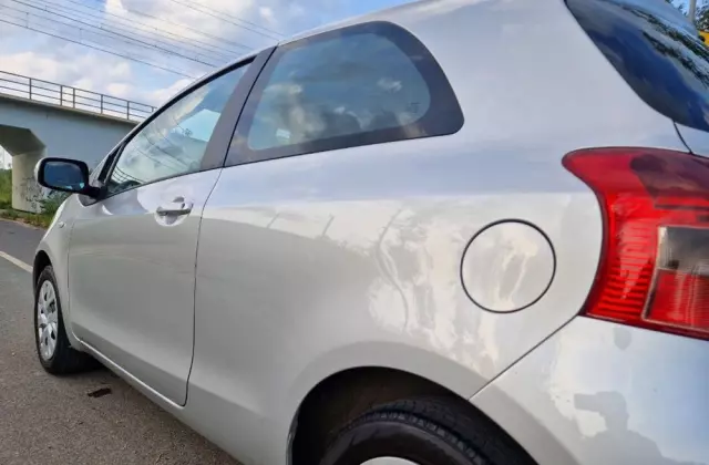 TOYOTA Yaris 1.3 VVT-i Sol