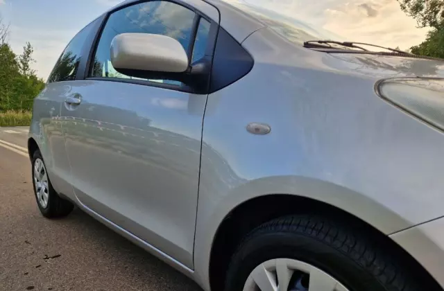 TOYOTA Yaris 1.3 VVT-i Sol