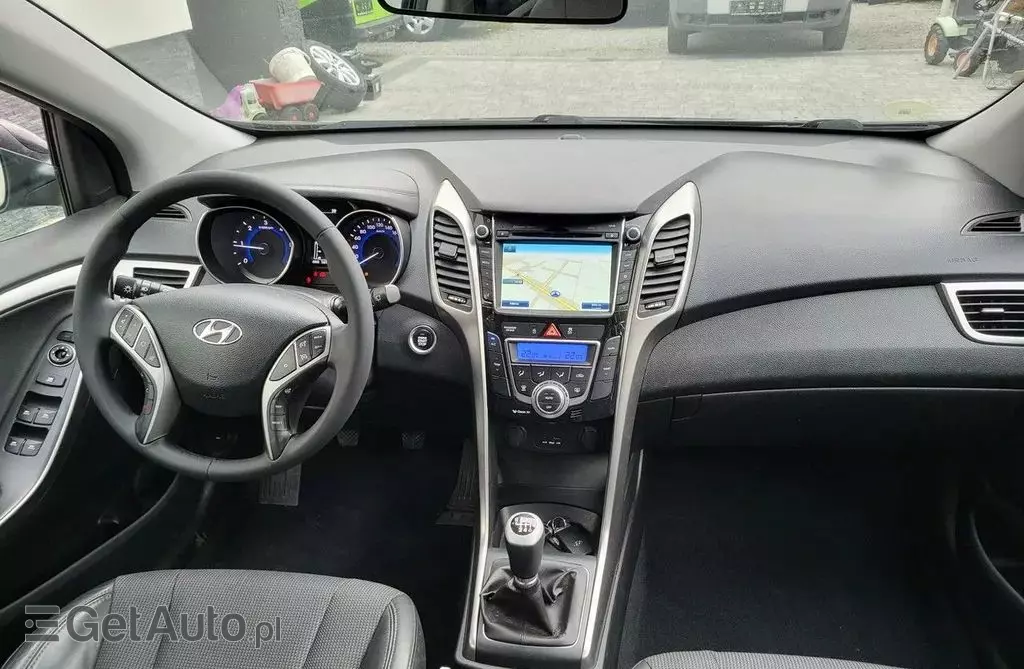 HYUNDAI I30 