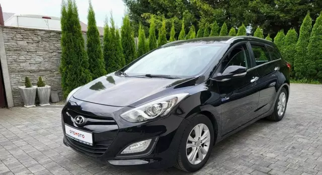 HYUNDAI I30 