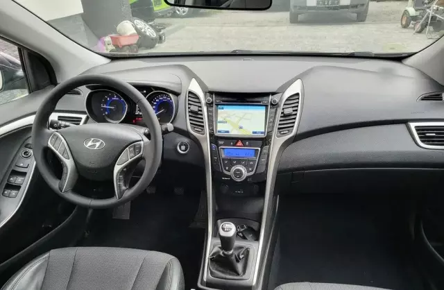 HYUNDAI I30 