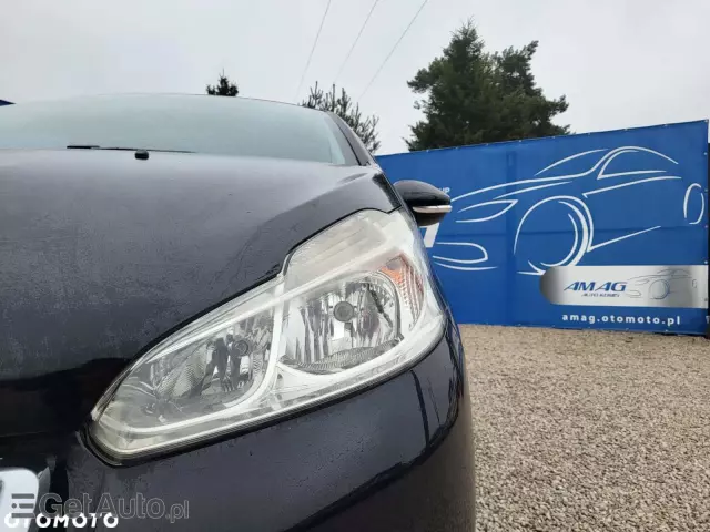 PEUGEOT 208 1.4 HDi Access