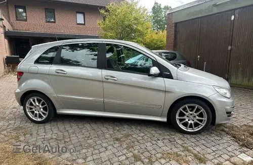 MERCEDES-BENZ Klasa B 