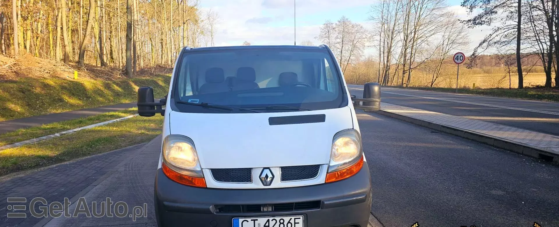 RENAULT Trafic 