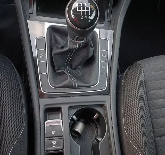 VOLKSWAGEN Golf 1.4 TSI BlueMotion Technology Cup