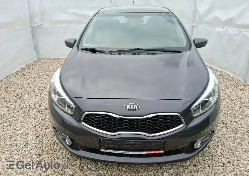 KIA Ceed 1.6 GDI Fifa World Cup Edition