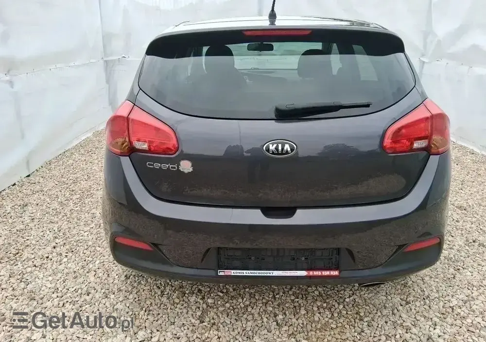 KIA Ceed 1.6 GDI Fifa World Cup Edition