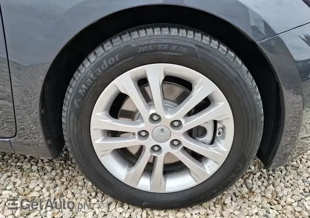 KIA Ceed 1.6 GDI Fifa World Cup Edition