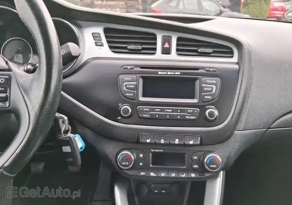KIA Ceed 1.6 GDI Fifa World Cup Edition