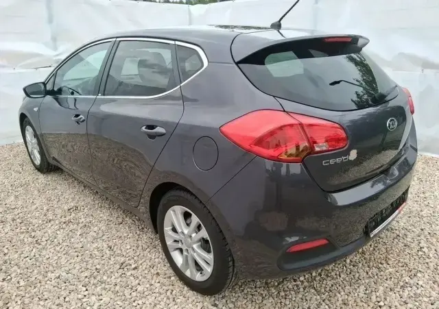 KIA Ceed 1.6 GDI Fifa World Cup Edition