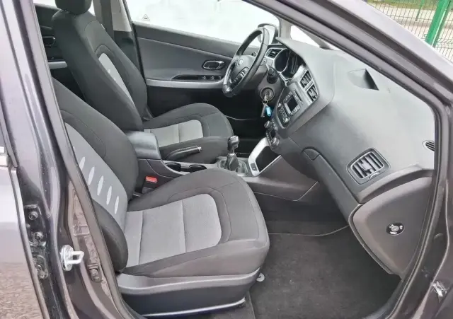 KIA Ceed 1.6 GDI Fifa World Cup Edition