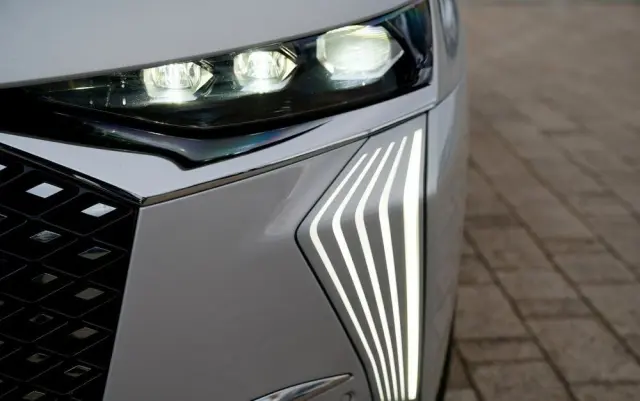 DS AUTOMOBILES DS 7 Crossback 