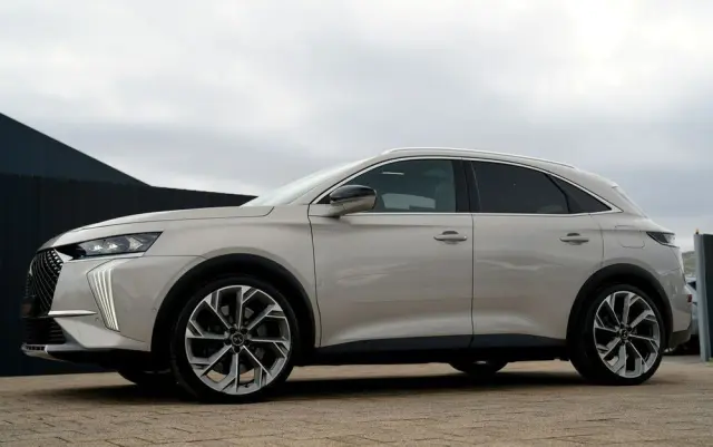 DS AUTOMOBILES DS 7 Crossback 