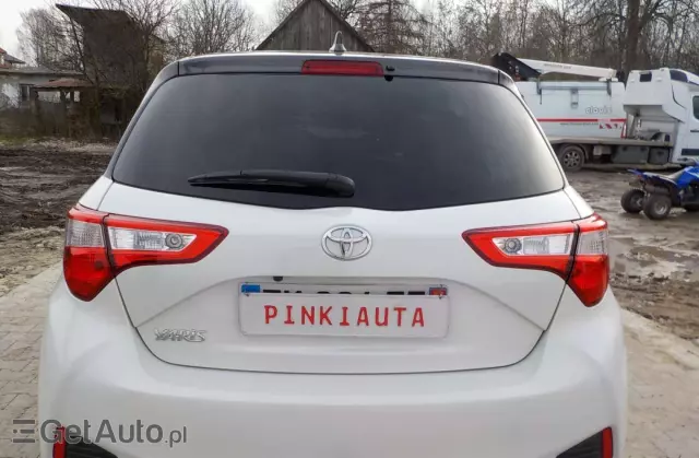 TOYOTA Yaris 