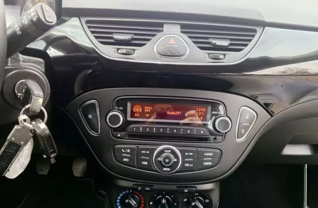 OPEL Corsa 1.4 (90 KM)