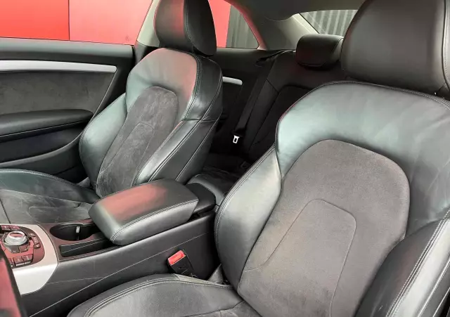 AUDI A5 Coupe 2.0 TDI quattro S tronic