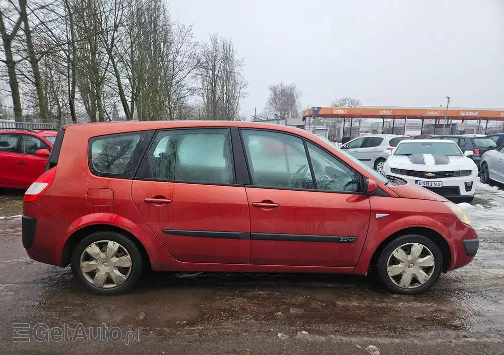 RENAULT Scenic 2.0 16V Avantage
