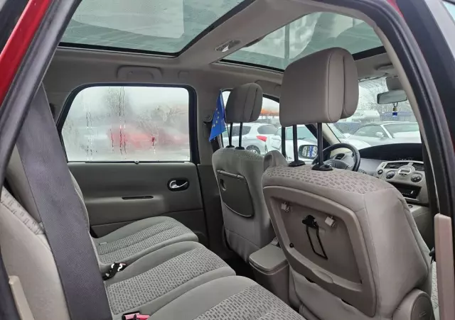 RENAULT Scenic 2.0 16V Avantage