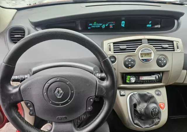 RENAULT Scenic 2.0 16V Avantage