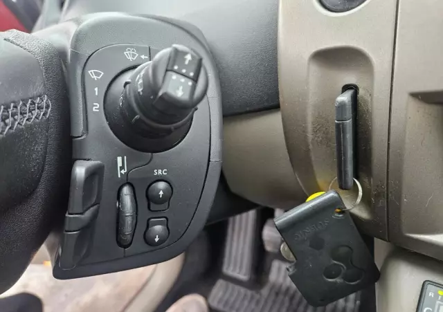 RENAULT Scenic 2.0 16V Avantage