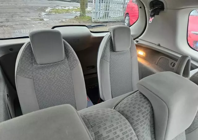 RENAULT Scenic 2.0 16V Avantage