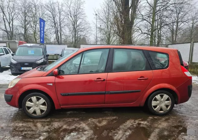 RENAULT Scenic 2.0 16V Avantage