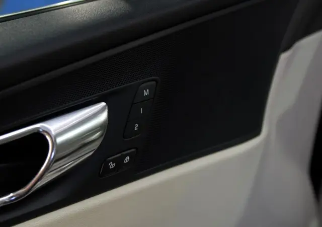 VOLVO XC 60 D4 AWD Inscription