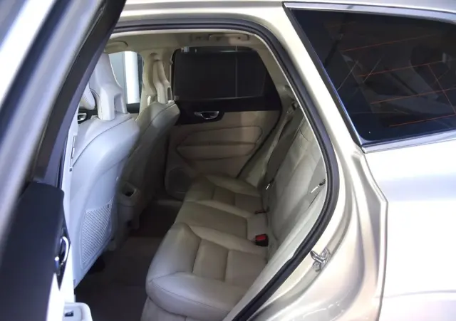 VOLVO XC 60 D4 AWD Inscription