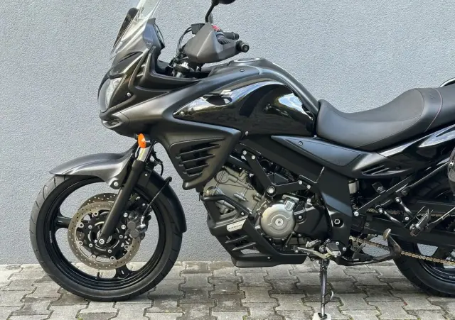 SUZUKI V-STROM 