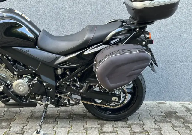 SUZUKI V-STROM 