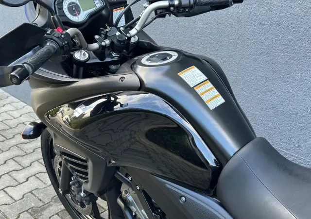 SUZUKI V-STROM 