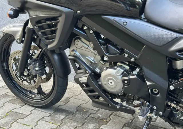 SUZUKI V-STROM 